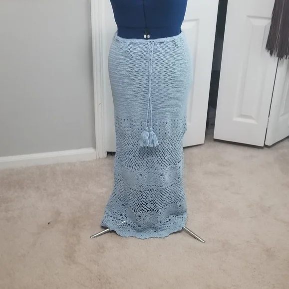 Spell and the Gypsy Collective Let the Sunshine In Crochet Skirt Blue NWT Sz M - Picture 3 of 6